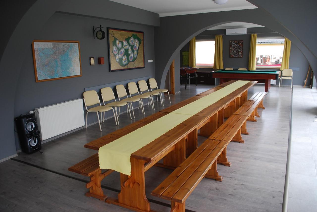 Bed and Breakfast Casa Napsugar Panzio Apostag Екстер'єр фото